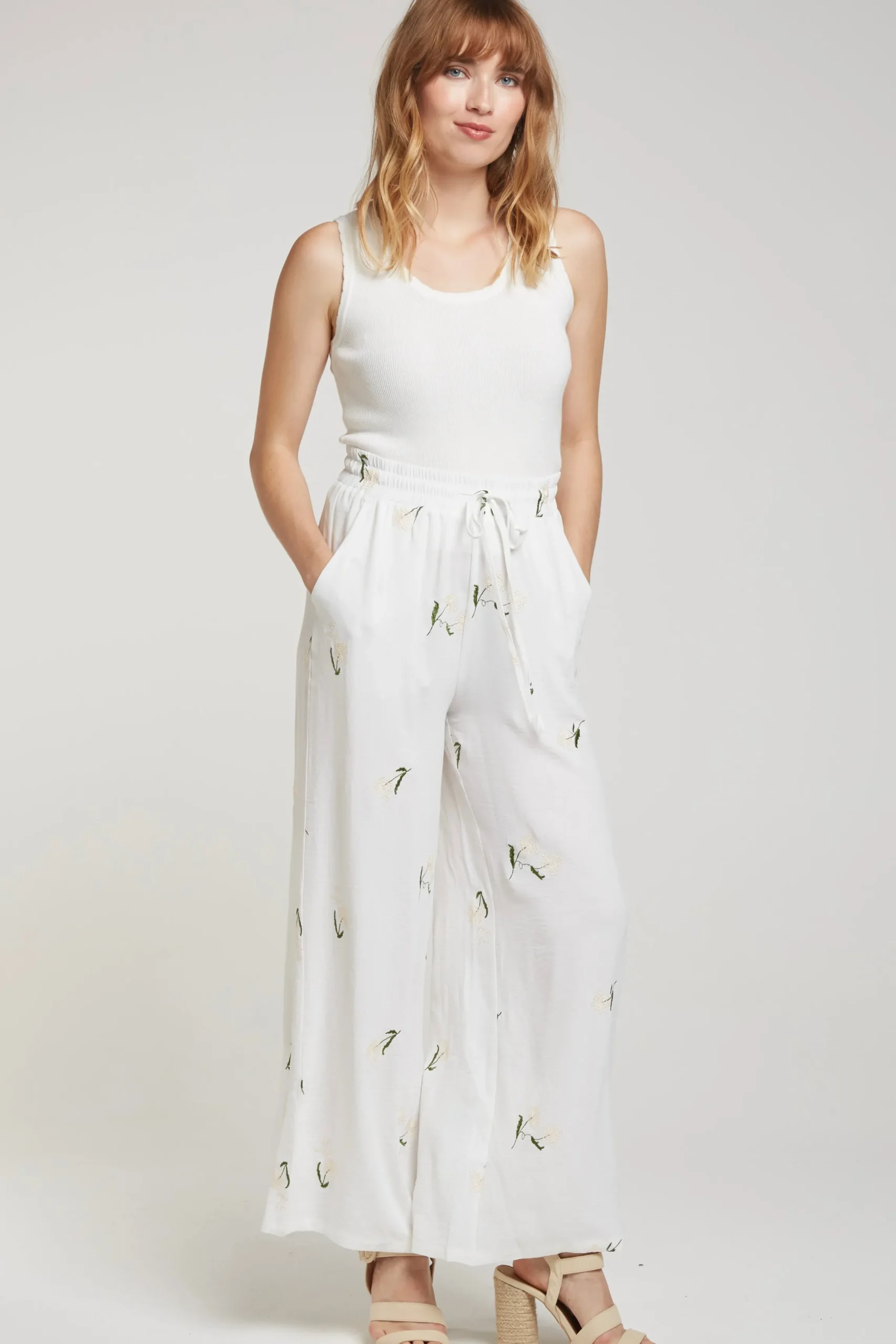 akena_3.webp AKENA