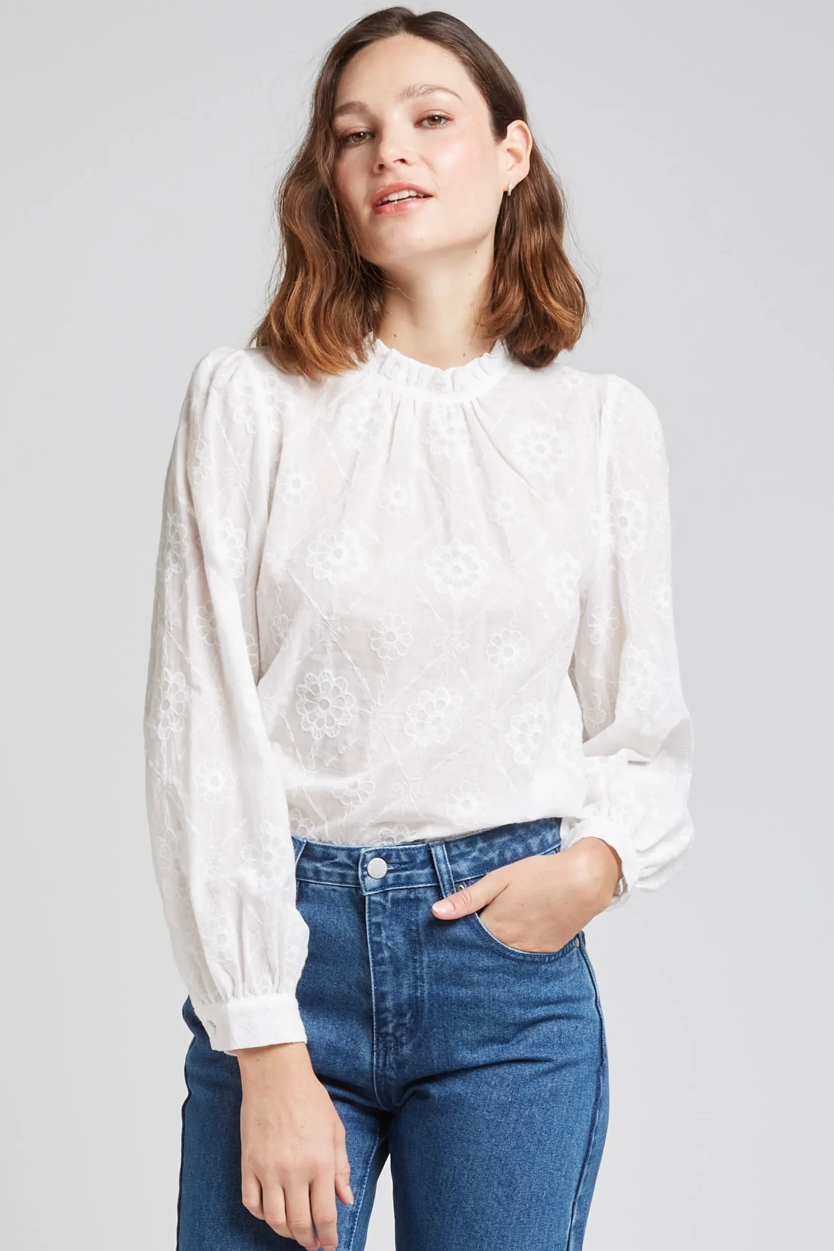 amalia_0.webp AMALIA