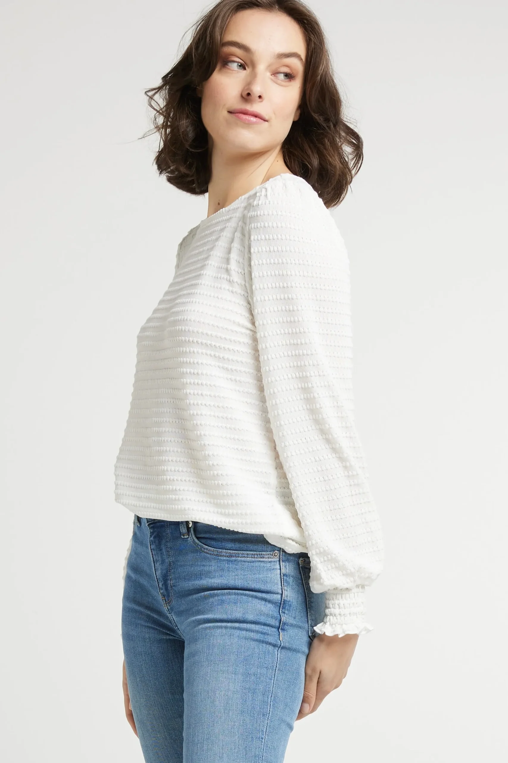 ninon_4.webp NINON