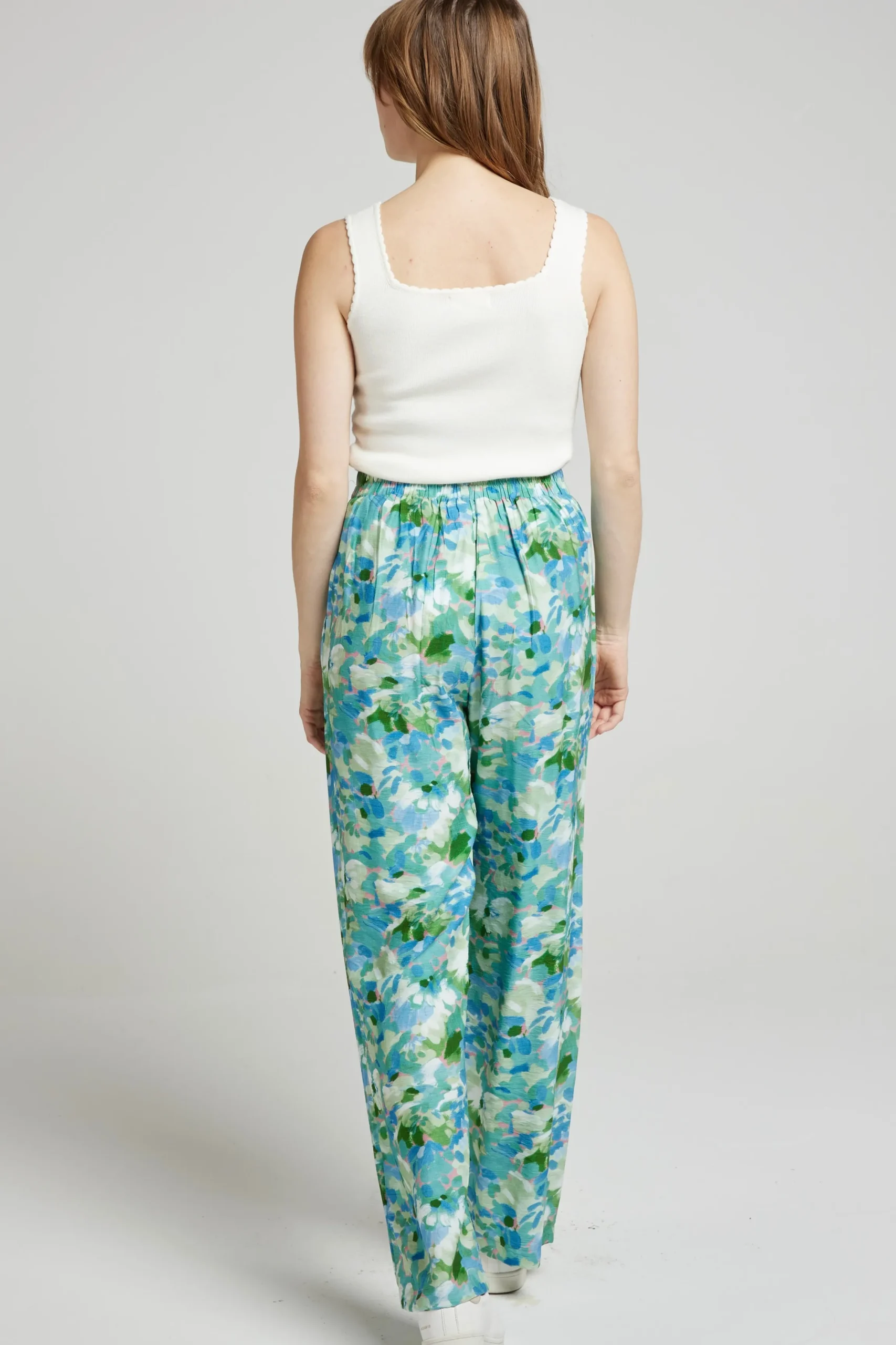 waterlily_6.webp WATERLILY